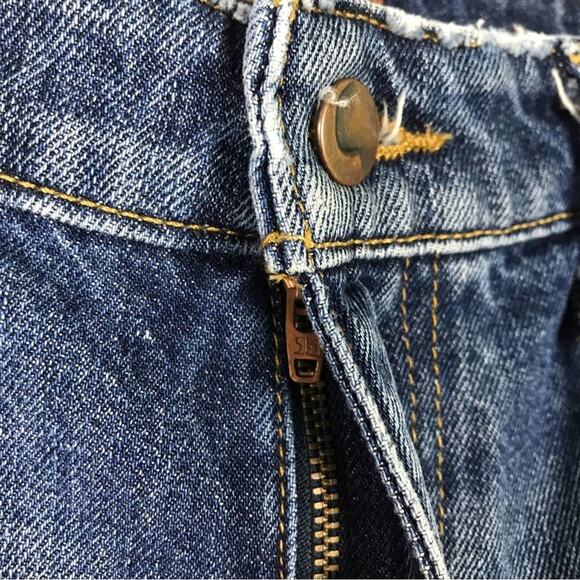 NWT Joe's Jeans Distressed Ryla Festival Summer Mid-High Rise Denim Shorts 26 - Picture 3 of 12